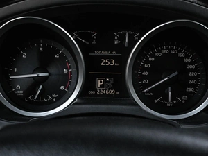 Внедорожник Toyota Land Cruiser 2014 года, 3999000 рублей, Кирилловка