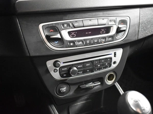 Хетчбэк Renault Megane 2013 года, 742100 рублей, Казань