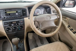 Хетчбэк Toyota Corolla 2003 года, 629000 рублей, Барнаул