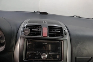 Хетчбэк Toyota Auris 2008 года, 719000 рублей, Челябинск