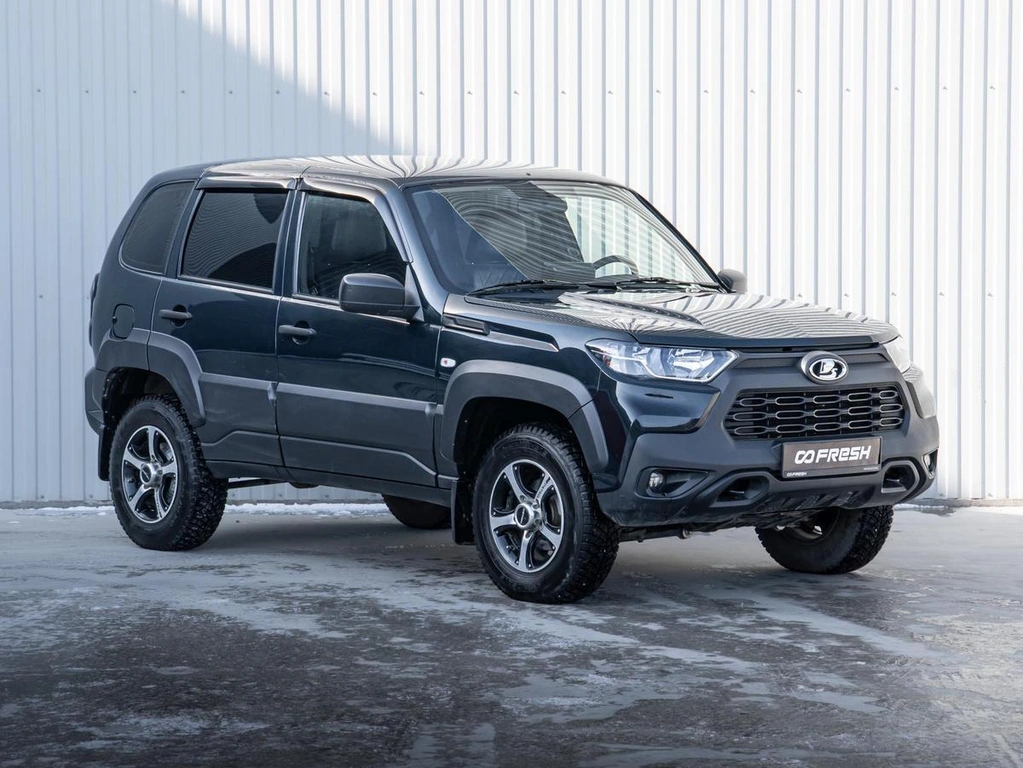 Внедорожник ВАЗ (LADA) Niva Travel 2023 года, 1400000 рублей, Краснодар