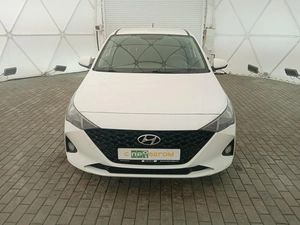 Седан Hyundai Solaris 2021 года, 1520000 рублей, Клинцы