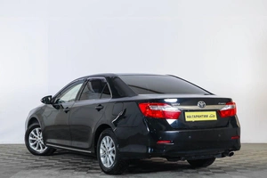 Седан Toyota Camry 2012 года, 1569000 рублей, Тюмень