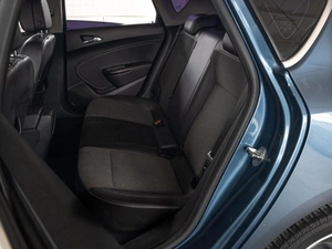 Хетчбэк Opel Astra 2012 года, 799000 рублей, Краснодар