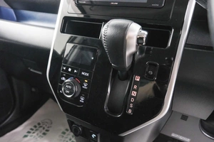 Минивэн Toyota Roomy 2017 года, 1149000 рублей, Красноярск