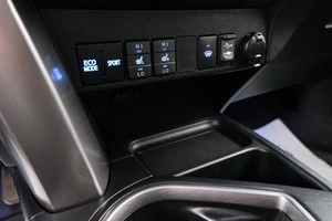 Внедорожник Toyota RAV4 2017 года, 3189000 рублей, Красноярск