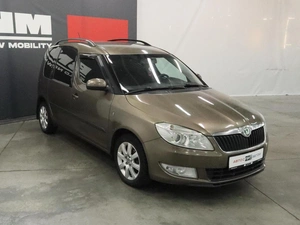 Компактвэн Skoda Roomster 2012 года, 750000 рублей, Курск
