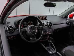 Хетчбэк Audi A1 2011 года, 1100000 рублей, Краснодар