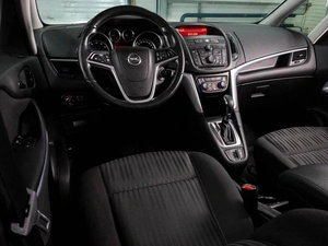 Минивэн Opel Zafira 2013 года, 1064000 рублей, Воронеж