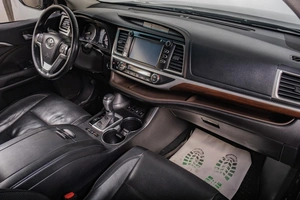 Внедорожник Toyota Highlander 2014 года, 3099000 рублей, Томск
