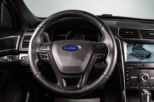 Внедорожник Ford Explorer 2017 года, 2819000 рублей, Сургут