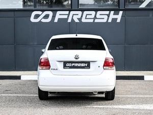 Седан Volkswagen Polo 2012 года, 799000 рублей, Кирилловка