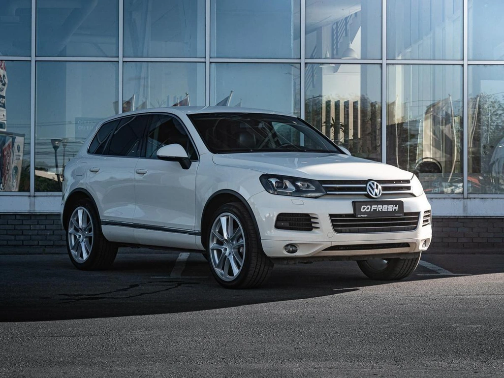 Внедорожник Volkswagen Touareg 2010 года, 1829000 рублей, Нижний Новгород