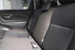 Хетчбэк Toyota Vitz 2019 года, 1249000 рублей, Новосибирск