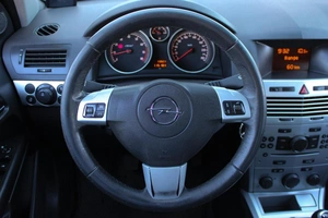 Универсал Opel Astra 2014 года, 770000 рублей, Ярославль
