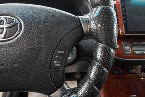 Седан Toyota Camry 2004 года, 989000 рублей, Барнаул