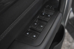 Внедорожник Chevrolet Captiva 2014 года, 1259000 рублей, Кемерово