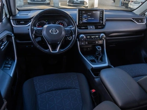 Внедорожник Toyota RAV4 2019 года, 2949000 рублей, Волгоград