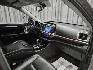 Внедорожник Toyota Highlander 2014 года, 2680000 рублей, Красноярск