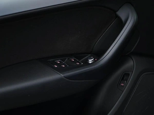 Внедорожник Audi Q3 2015 года, 2145055 рублей, Москва