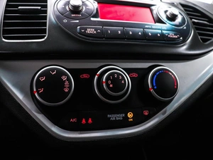 Хетчбэк Kia Picanto 2014 года, 690000 рублей, Красноярск