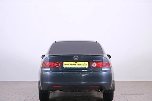 Седан Honda Accord 2004 года, 839000 рублей, Омск