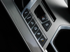 Внедорожник Geely Coolray 2019 года, 1664000 рублей, Воронеж