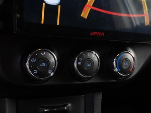 Седан Toyota Corolla 2013 года, 1399000 рублей, Тюмень