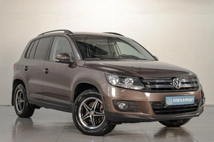 Внедорожник Volkswagen Tiguan 2014 года, 1799000 рублей, Челябинск