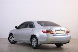 Седан Toyota Camry 2006 года, 1199000 рублей, Омск