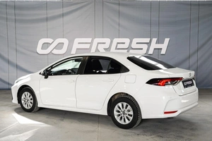 Седан Toyota Corolla 2020 года, 1890000 рублей, Ульяновск