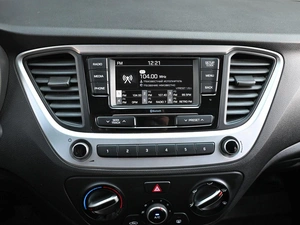Седан Hyundai Solaris 2017 года, 1184000 рублей, Кирилловка