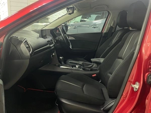 Седан Mazda Axela 2016 года, 1320000 рублей, Ачинск