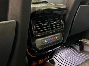 Внедорожник Land Rover Range Rover Evoque 2024 года, 5990000 рублей, Павловская Слобода