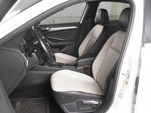 Седан Volkswagen Jetta 2020 года, 1918000 рублей, Минеральные Воды