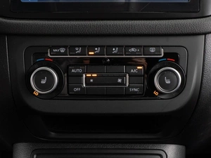 Внедорожник Volkswagen Tiguan 2012 года, 1679000 рублей, Тюмень