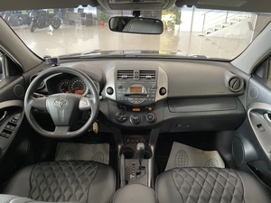 Внедорожник Toyota RAV4 2011 года, 1447000 рублей, Солонцы