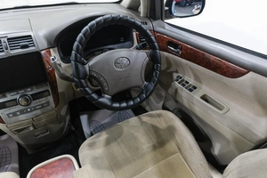 Минивэн Toyota Ipsum 2004 года, 789000 рублей, Новокузнецк