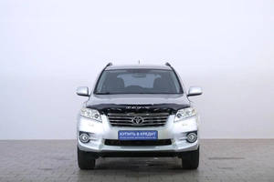Внедорожник Toyota RAV4 2010 года, 1499000 рублей, Омск