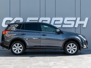 Внедорожник Toyota RAV4 2013 года, 1599000 рублей, Краснодар
