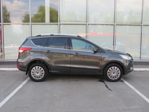 Внедорожник Ford Kuga 2016 года, 1300000 рублей, Брянск