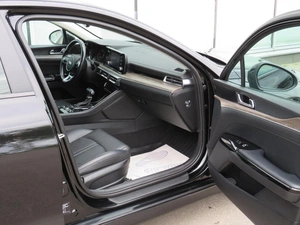 Седан Kia K5 2020 года, 2675000 рублей, Брянск