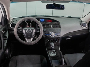 Седан Mazda 3 2011 года, 819000 рублей, Тюмень