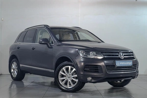 Внедорожник Volkswagen Touareg 2011 года, 1459000 рублей, Челябинск