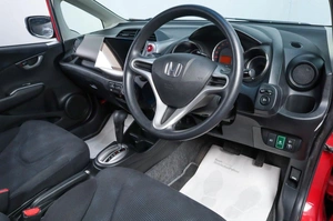 Хетчбэк Honda Fit 2011 года, 829000 рублей, Челябинск
