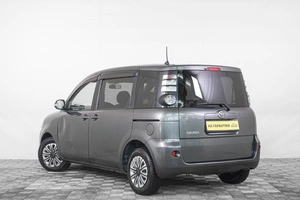 Минивэн Toyota Sienta 2009 года, 609000 рублей, Кемерово