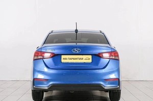 Седан Hyundai Solaris 2017 года, 1399000 рублей, Красноярск