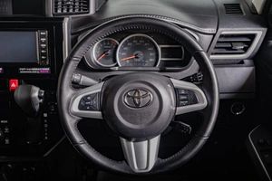 Хетчбэк Toyota Tank 2019 года, 1329000 рублей, Томск