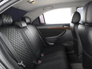 Седан Toyota Avensis 2008 года, 1060000 рублей, Омск