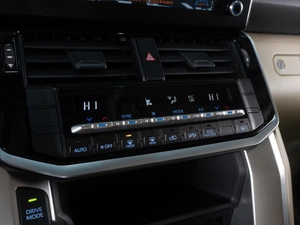 Внедорожник Toyota Land Cruiser 2022 года, 12699000 рублей, Тюмень